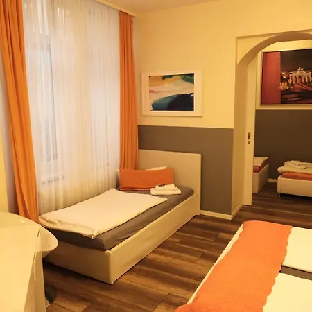 City Guesthouse Pension Berlin 2* Berlin