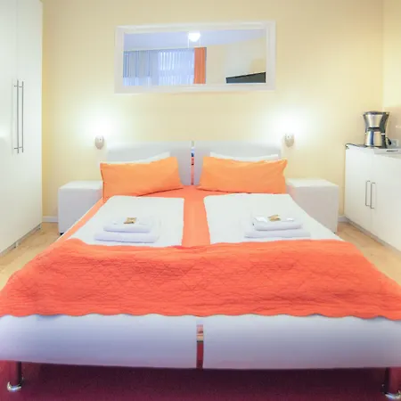 City Guesthouse Pension Berlin 2* Berlin