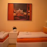 城市宾馆柏林膳食公寓 招待所