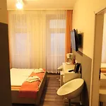 City Guesthouse Pension Berlin 2*