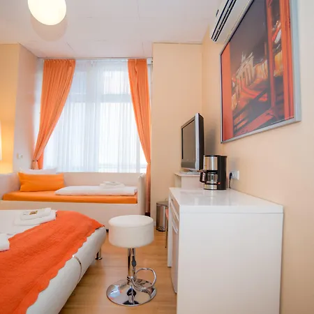 Pensjonat City Guesthouse Pension Berlin 2*