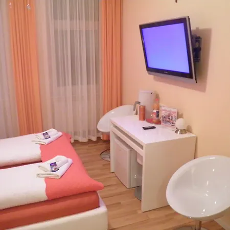 City Guesthouse Pension Berlin 2* Berlin