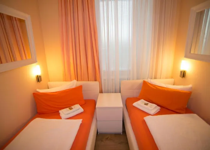 City Guesthouse Pension Berlin 2*