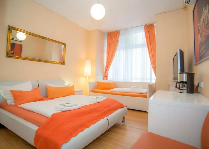 City Guesthouse Pension Berlin 2* Berlino